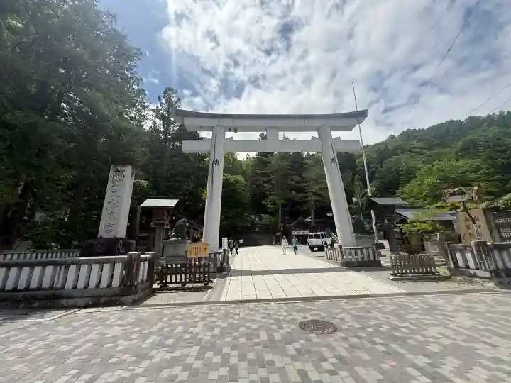 諏訪大社(長野県)