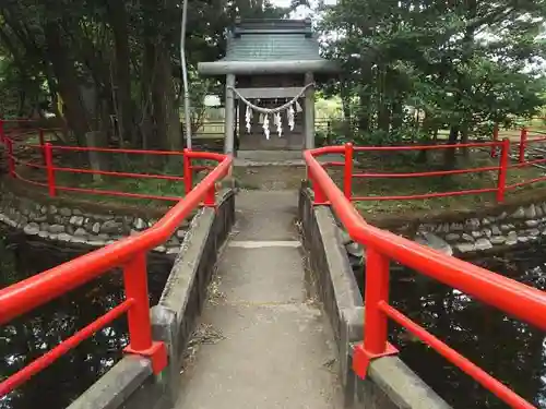 安房神社の本殿