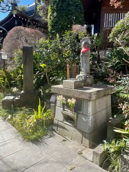 蟠龍寺の{uncategorized: "未分類", other: "その他", undefined: "問題あり", building: "その他建物", grave: "お墓", sacred_gate: "鳥居", guardian: "狛犬", statue: "像", buddha: "仏像", history: "歴史", nature: "自然", garden: "庭園", animal: "動物", pagoda: "塔", temizu: "手水舎", mountain_gate: "山門・神門", sanctuary: "本殿・本堂", subordinate: "末社・摂社", art: "芸術", scenery: "景色", jizo: "地蔵", ema: "絵馬", goshuin: "御朱印", omikuji: "おみくじ", items: "授与品その他", amulet: "お守り", goshuincho: "御朱印帳", eats: "食事", festival: "お祭り", votive_dance: "神楽", shichigosan: "七五三参", wedding: "結婚式", experience: "体験その他", initially: "初詣", around: "周辺", anti_infection: "感染症対策"}