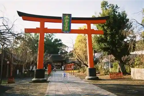 平野神社の鳥居