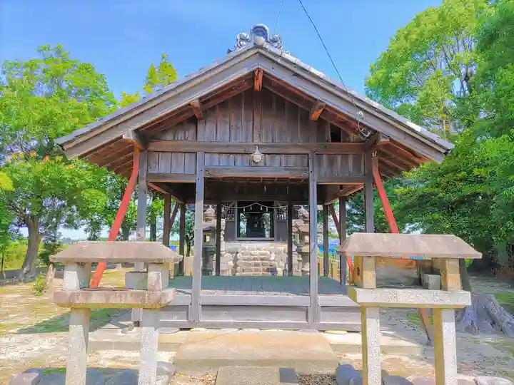 十二所社(野崎)の本殿・本堂