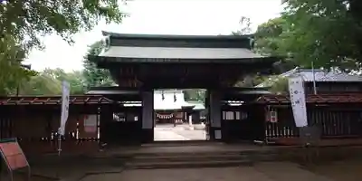 峯ヶ岡八幡神社の山門・神門