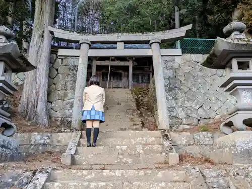 諏訪神社の鳥居