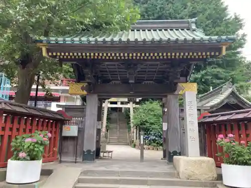 王子稲荷神社の山門・神門
