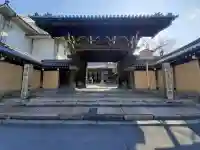 本願寺堺別院の{uncategorized: "未分類", other: "その他", undefined: "問題あり", building: "その他建物", grave: "お墓", sacred_gate: "鳥居", guardian: "狛犬", statue: "像", buddha: "仏像", history: "歴史", nature: "自然", garden: "庭園", animal: "動物", pagoda: "塔", temizu: "手水舎", mountain_gate: "山門・神門", sanctuary: "本殿・本堂", subordinate: "末社・摂社", art: "芸術", scenery: "景色", jizo: "地蔵", ema: "絵馬", goshuin: "御朱印", omikuji: "おみくじ", items: "授与品その他", amulet: "お守り", goshuincho: "御朱印帳", eats: "食事", festival: "お祭り", votive_dance: "神楽", shichigosan: "七五三参", wedding: "結婚式", experience: "体験その他", initially: "初詣", around: "周辺", anti_infection: "感染症対策"}
