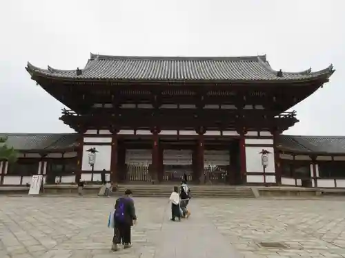 東大寺の本殿