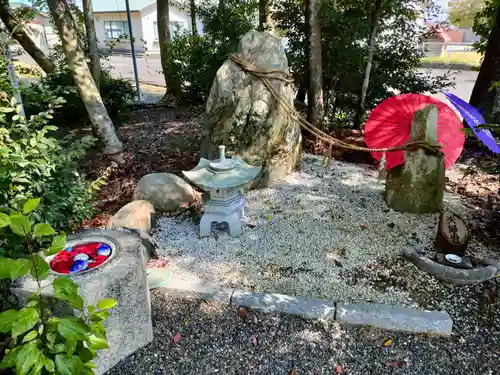 彌都加伎神社の庭園