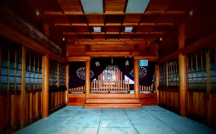 阿豆良神社(あずら)の本殿・本堂