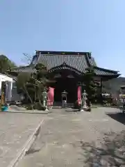 明王寺の本殿