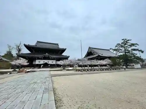 本山専修寺(三重県)