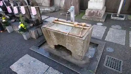 大光院の手水舎