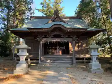 下諏訪神社の本殿・本堂