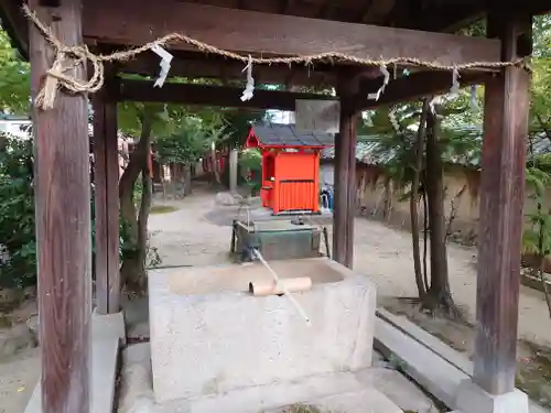 片埜神社の手水舎