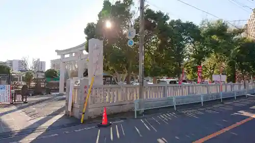 朝日氷川神社の鳥居