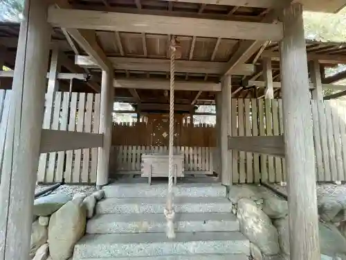 須加神社の{uncategorized: "未分類", other: "その他", undefined: "問題あり", building: "その他建物", grave: "お墓", sacred_gate: "鳥居", guardian: "狛犬", statue: "像", buddha: "仏像", history: "歴史", nature: "自然", garden: "庭園", animal: "動物", pagoda: "塔", temizu: "手水舎", mountain_gate: "山門・神門", sanctuary: "本殿・本堂", subordinate: "末社・摂社", art: "芸術", scenery: "景色", jizo: "地蔵", ema: "絵馬", goshuin: "御朱印", omikuji: "おみくじ", items: "授与品その他", amulet: "お守り", goshuincho: "御朱印帳", eats: "食事", festival: "お祭り", votive_dance: "神楽", shichigosan: "七五三参", wedding: "結婚式", experience: "体験その他", initially: "初詣", around: "周辺", anti_infection: "感染症対策"}