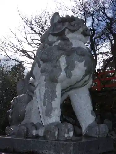 建勲神社の狛犬