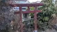 祠の鳥居