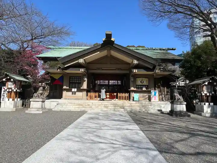 東郷神社の本殿・本堂