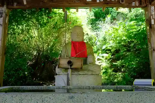 南法華寺（壷阪寺）の手水舎