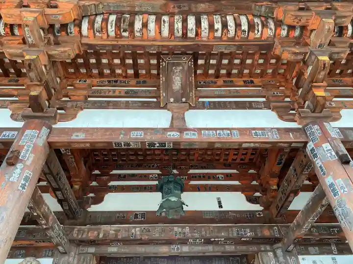 石山寺の山門・神門