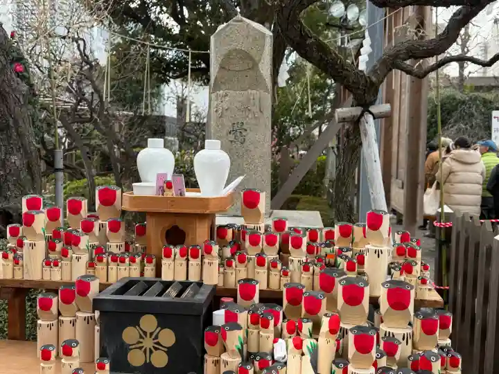 亀戸天神社の{uncategorized: "未分類", other: "その他", undefined: "問題あり", building: "その他建物", grave: "お墓", sacred_gate: "鳥居", guardian: "狛犬", statue: "像", buddha: "仏像", history: "歴史", nature: "自然", garden: "庭園", animal: "動物", pagoda: "塔", temizu: "手水舎", mountain_gate: "山門・神門", sanctuary: "本殿・本堂", subordinate: "末社・摂社", art: "芸術", scenery: "景色", jizo: "地蔵", ema: "絵馬", goshuin: "御朱印", omikuji: "おみくじ", items: "授与品その他", amulet: "お守り", goshuincho: "御朱印帳", eats: "食事", festival: "お祭り", votive_dance: "神楽", shichigosan: "七五三参", wedding: "結婚式", experience: "体験その他", initially: "初詣", around: "周辺", anti_infection: "感染症対策"}