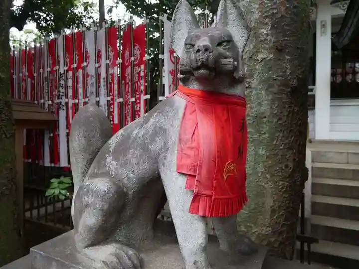 豊川稲荷東京別院の狛犬