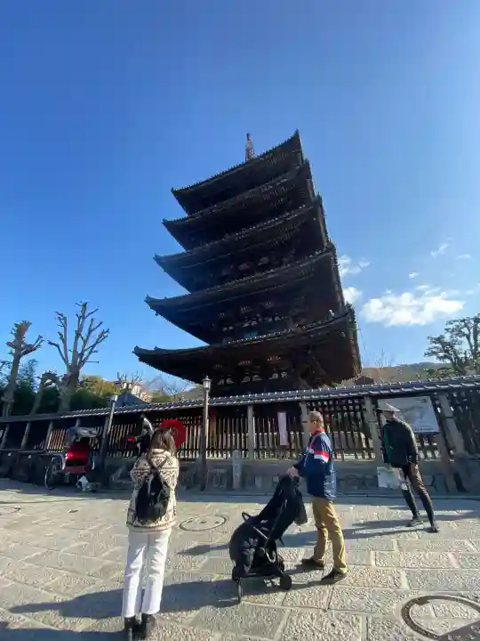 清水寺の{uncategorized: "未分類", other: "その他", undefined: "問題あり", building: "その他建物", grave: "お墓", sacred_gate: "鳥居", guardian: "狛犬", statue: "像", buddha: "仏像", history: "歴史", nature: "自然", garden: "庭園", animal: "動物", pagoda: "塔", temizu: "手水舎", mountain_gate: "山門・神門", sanctuary: "本殿・本堂", subordinate: "末社・摂社", art: "芸術", scenery: "景色", jizo: "地蔵", ema: "絵馬", goshuin: "御朱印", omikuji: "おみくじ", items: "授与品その他", amulet: "お守り", goshuincho: "御朱印帳", eats: "食事", festival: "お祭り", votive_dance: "神楽", shichigosan: "七五三参", wedding: "結婚式", experience: "体験その他", initially: "初詣", around: "周辺", anti_infection: "感染症対策"}