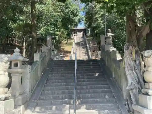 引野天神社の{uncategorized: "未分類", other: "その他", undefined: "問題あり", building: "その他建物", grave: "お墓", sacred_gate: "鳥居", guardian: "狛犬", statue: "像", buddha: "仏像", history: "歴史", nature: "自然", garden: "庭園", animal: "動物", pagoda: "塔", temizu: "手水舎", mountain_gate: "山門・神門", sanctuary: "本殿・本堂", subordinate: "末社・摂社", art: "芸術", scenery: "景色", jizo: "地蔵", ema: "絵馬", goshuin: "御朱印", omikuji: "おみくじ", items: "授与品その他", amulet: "お守り", goshuincho: "御朱印帳", eats: "食事", festival: "お祭り", votive_dance: "神楽", shichigosan: "七五三参", wedding: "結婚式", experience: "体験その他", initially: "初詣", around: "周辺", anti_infection: "感染症対策"}