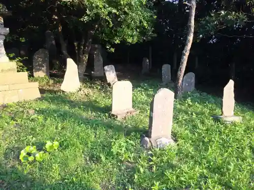 川口神社の像