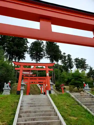 高屋敷稲荷神社の鳥居