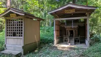 中村八幡宮の{uncategorized: "未分類", other: "その他", undefined: "問題あり", building: "その他建物", grave: "お墓", sacred_gate: "鳥居", guardian: "狛犬", statue: "像", buddha: "仏像", history: "歴史", nature: "自然", garden: "庭園", animal: "動物", pagoda: "塔", temizu: "手水舎", mountain_gate: "山門・神門", sanctuary: "本殿・本堂", subordinate: "末社・摂社", art: "芸術", scenery: "景色", jizo: "地蔵", ema: "絵馬", goshuin: "御朱印", omikuji: "おみくじ", items: "授与品その他", amulet: "お守り", goshuincho: "御朱印帳", eats: "食事", festival: "お祭り", votive_dance: "神楽", shichigosan: "七五三参", wedding: "結婚式", experience: "体験その他", initially: "初詣", around: "周辺", anti_infection: "感染症対策"}