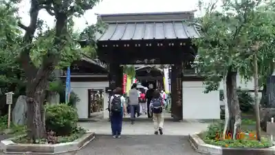 西光寺の山門・神門
