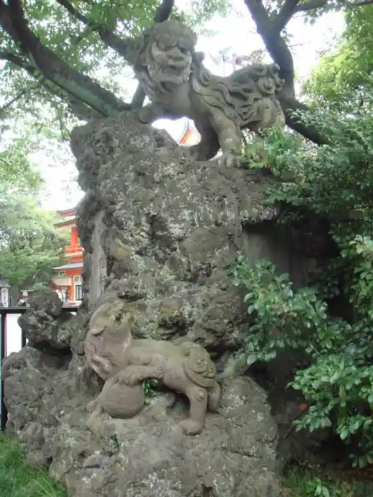千葉神社の狛犬