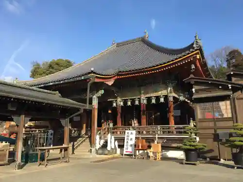 中山寺の本殿・本堂
