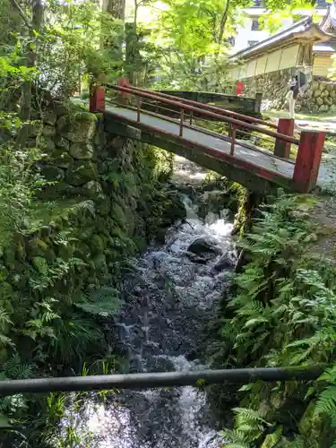 華厳寺の庭園