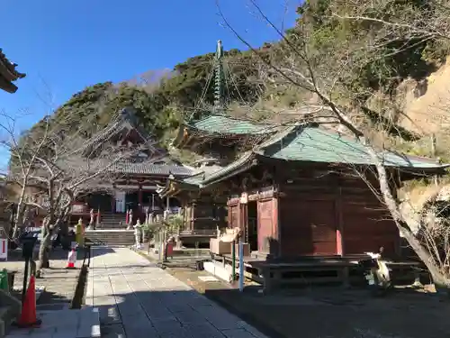 那古寺の建物その他