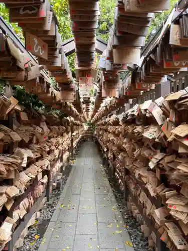 川越氷川神社の{uncategorized: "未分類", other: "その他", undefined: "問題あり", building: "その他建物", grave: "お墓", sacred_gate: "鳥居", guardian: "狛犬", statue: "像", buddha: "仏像", history: "歴史", nature: "自然", garden: "庭園", animal: "動物", pagoda: "塔", temizu: "手水舎", mountain_gate: "山門・神門", sanctuary: "本殿・本堂", subordinate: "末社・摂社", art: "芸術", scenery: "景色", jizo: "地蔵", ema: "絵馬", goshuin: "御朱印", omikuji: "おみくじ", items: "授与品その他", amulet: "お守り", goshuincho: "御朱印帳", eats: "食事", festival: "お祭り", votive_dance: "神楽", shichigosan: "七五三参", wedding: "結婚式", experience: "体験その他", initially: "初詣", around: "周辺", anti_infection: "感染症対策"}