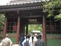 高徳院の山門・神門