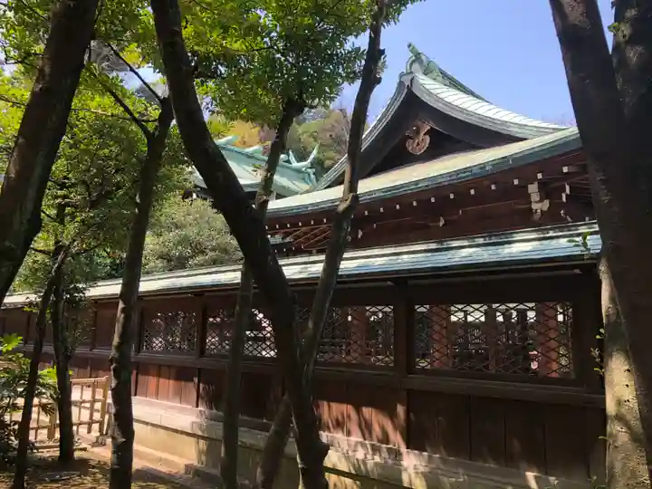 白金氷川神社の本殿・本堂
