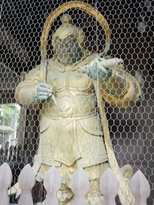 高尾山薬王院の像