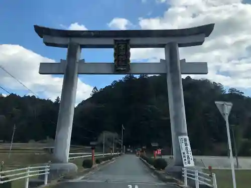 高岡神社の鳥居