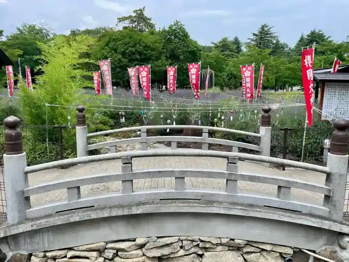 櫻岡大神宮の庭園