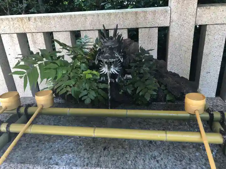 福徳神社(芽吹稲荷)の手水舎