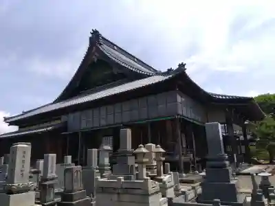 超勝寺（東超勝寺）の{uncategorized: "未分類", other: "その他", undefined: "問題あり", building: "その他建物", grave: "お墓", sacred_gate: "鳥居", guardian: "狛犬", statue: "像", buddha: "仏像", history: "歴史", nature: "自然", garden: "庭園", animal: "動物", pagoda: "塔", temizu: "手水舎", mountain_gate: "山門・神門", sanctuary: "本殿・本堂", subordinate: "末社・摂社", art: "芸術", scenery: "景色", jizo: "地蔵", ema: "絵馬", goshuin: "御朱印", omikuji: "おみくじ", items: "授与品その他", amulet: "お守り", goshuincho: "御朱印帳", eats: "食事", festival: "お祭り", votive_dance: "神楽", shichigosan: "七五三参", wedding: "結婚式", experience: "体験その他", initially: "初詣", around: "周辺", anti_infection: "感染症対策"}