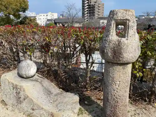 今津天満宮の{uncategorized: "未分類", other: "その他", undefined: "問題あり", building: "その他建物", grave: "お墓", sacred_gate: "鳥居", guardian: "狛犬", statue: "像", buddha: "仏像", history: "歴史", nature: "自然", garden: "庭園", animal: "動物", pagoda: "塔", temizu: "手水舎", mountain_gate: "山門・神門", sanctuary: "本殿・本堂", subordinate: "末社・摂社", art: "芸術", scenery: "景色", jizo: "地蔵", ema: "絵馬", goshuin: "御朱印", omikuji: "おみくじ", items: "授与品その他", amulet: "お守り", goshuincho: "御朱印帳", eats: "食事", festival: "お祭り", votive_dance: "神楽", shichigosan: "七五三参", wedding: "結婚式", experience: "体験その他", initially: "初詣", around: "周辺", anti_infection: "感染症対策"}