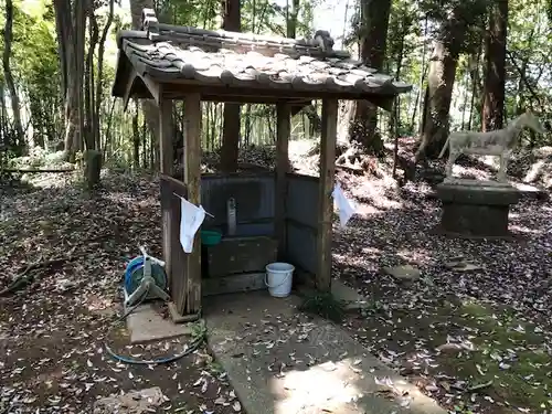 八王子神社の手水舎