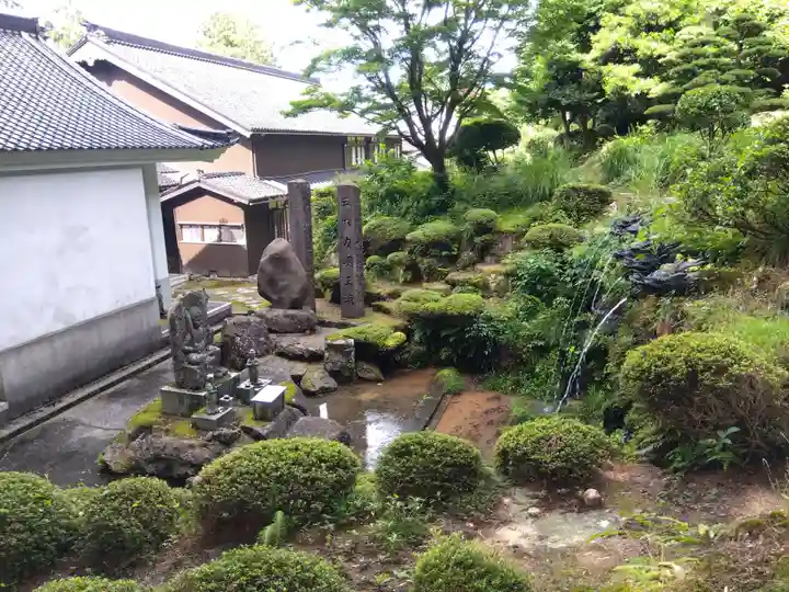 護国寺(富山県)