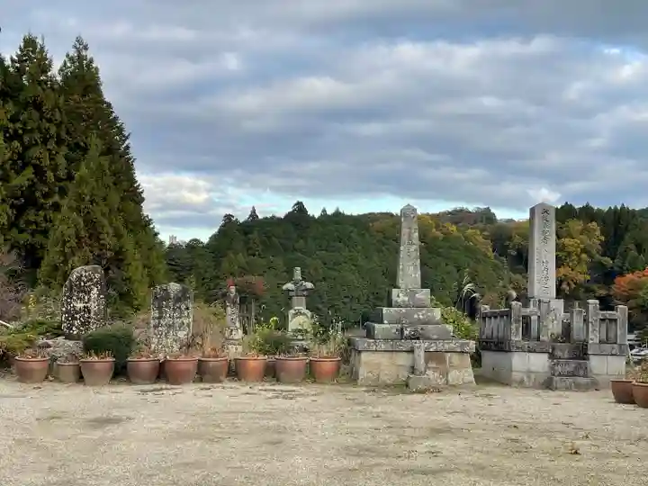 青蓮寺(三重県)