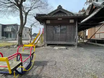 新城観音堂の{uncategorized: "未分類", other: "その他", undefined: "問題あり", building: "その他建物", grave: "お墓", sacred_gate: "鳥居", guardian: "狛犬", statue: "像", buddha: "仏像", history: "歴史", nature: "自然", garden: "庭園", animal: "動物", pagoda: "塔", temizu: "手水舎", mountain_gate: "山門・神門", sanctuary: "本殿・本堂", subordinate: "末社・摂社", art: "芸術", scenery: "景色", jizo: "地蔵", ema: "絵馬", goshuin: "御朱印", omikuji: "おみくじ", items: "授与品その他", amulet: "お守り", goshuincho: "御朱印帳", eats: "食事", festival: "お祭り", votive_dance: "神楽", shichigosan: "七五三参", wedding: "結婚式", experience: "体験その他", initially: "初詣", around: "周辺", anti_infection: "感染症対策"}