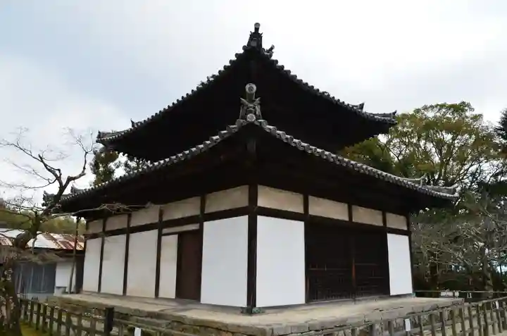 法輪寺の本殿・本堂